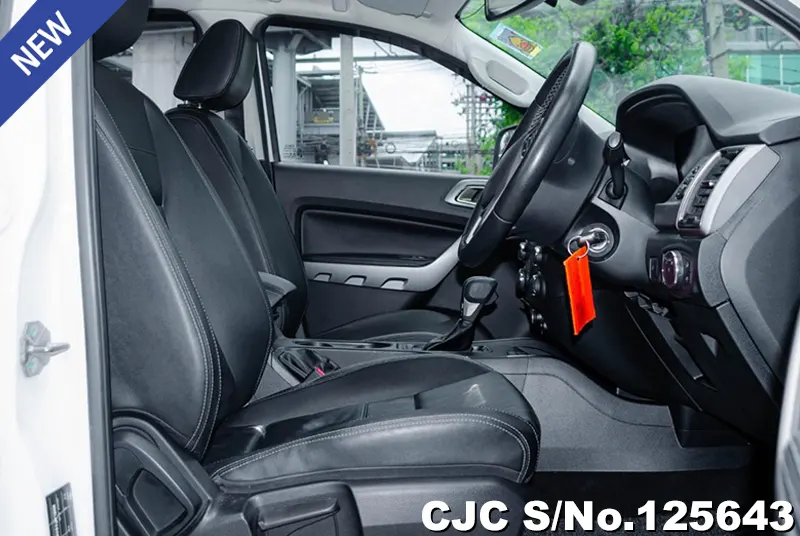 Ford Ranger in White for Sale Image 9
