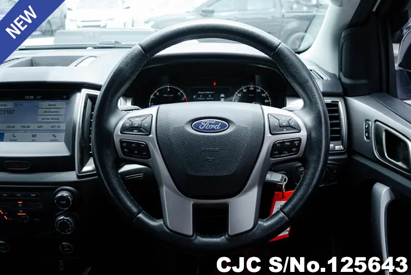 Ford Ranger in White for Sale Image 12