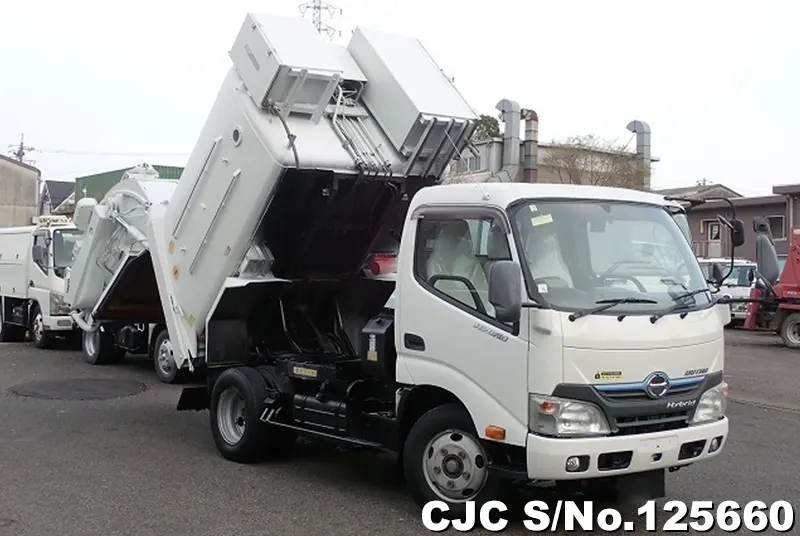 Hino / Dutro 2016