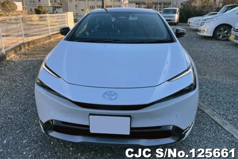 Toyota Prius in Pearl for Sale Image 4
