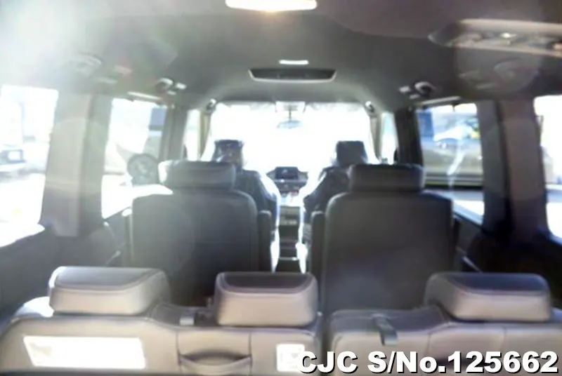 Honda Step Wagon in Gray for Sale Image 3