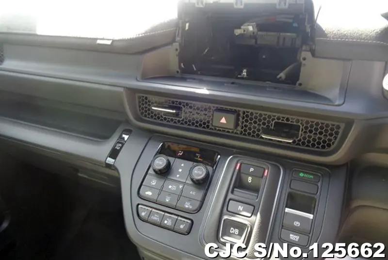 Honda Step Wagon in Gray for Sale Image 8