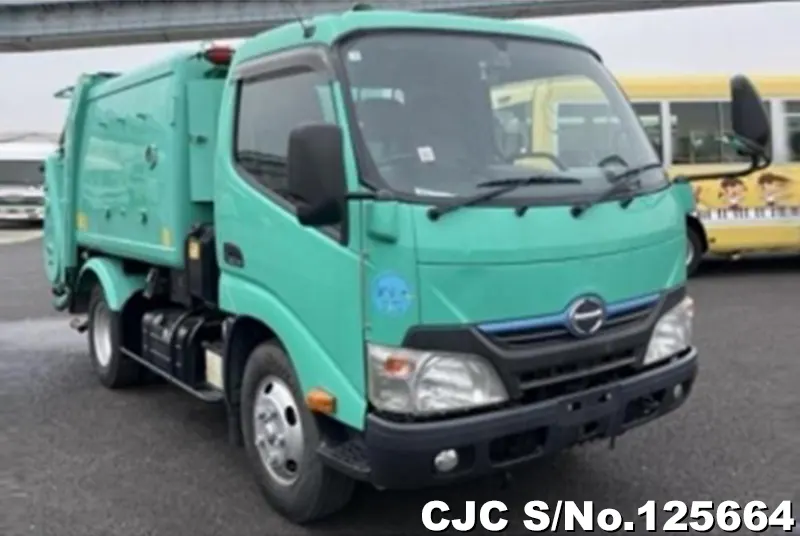 Hino / Dutro 2012 Hino / Dutro 2012