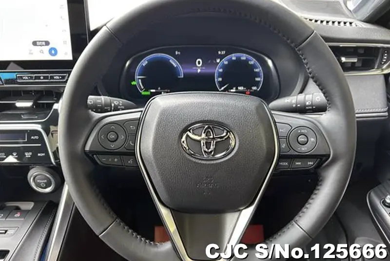 Toyota Harrier in Pearl for Sale Image 11