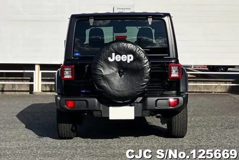 Jeep Wrangler in Black for Sale Image 2