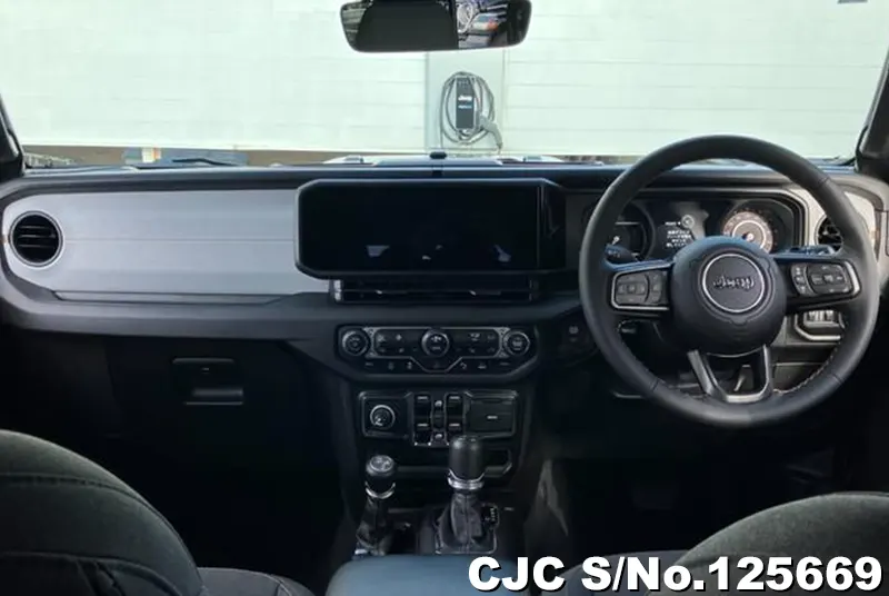 Jeep Wrangler in Black for Sale Image 5