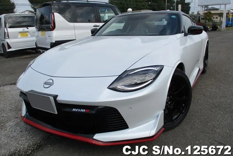 Nissan Fairlady Z in White for Sale Image 2