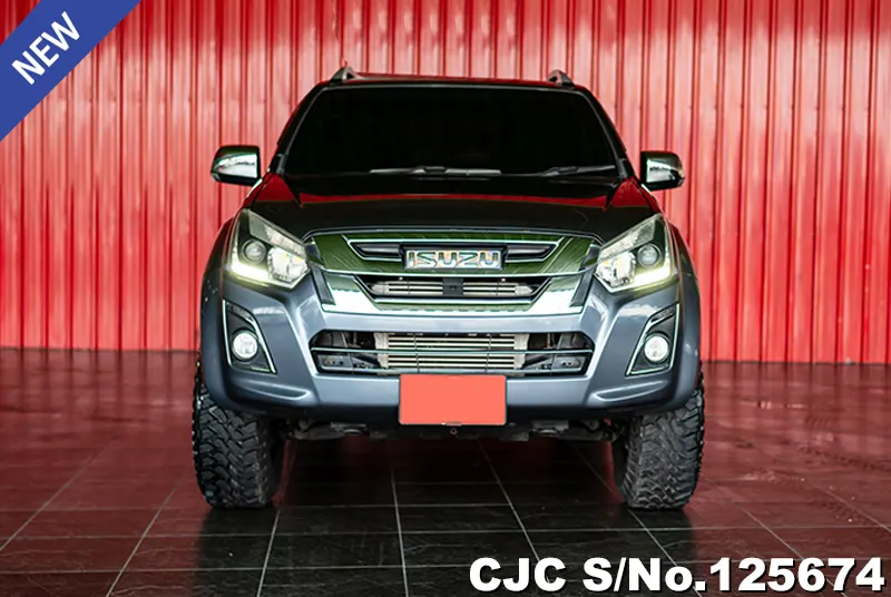 Isuzu D-Max in Gray for Sale Image 1