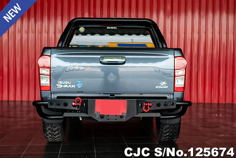 Isuzu D-Max in Gray for Sale Image 2