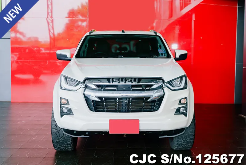 Isuzu D-Max in White for Sale Image 1