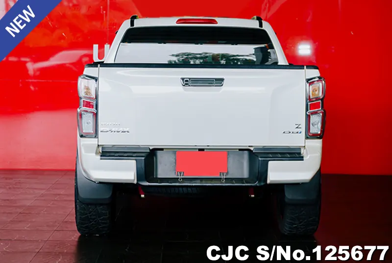 Isuzu D-Max in White for Sale Image 2