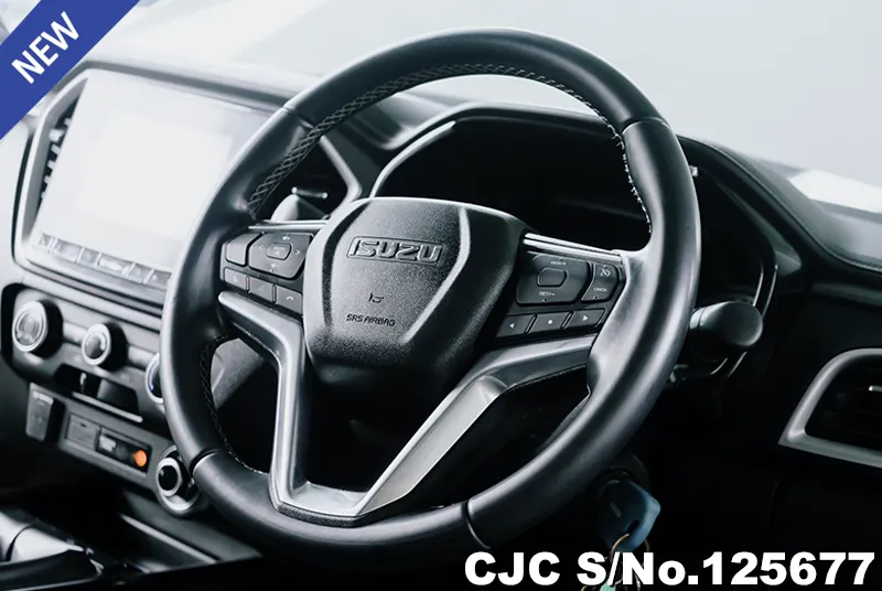 Isuzu D-Max in White for Sale Image 9