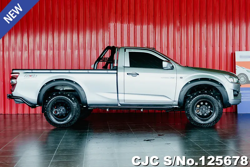 Isuzu D-Max in Gray for Sale Image 3