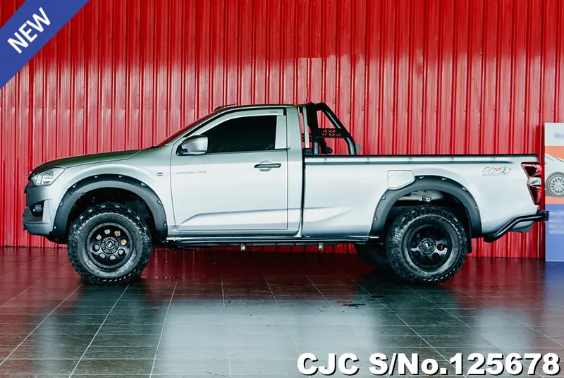Isuzu D-Max in Gray for Sale Image 4