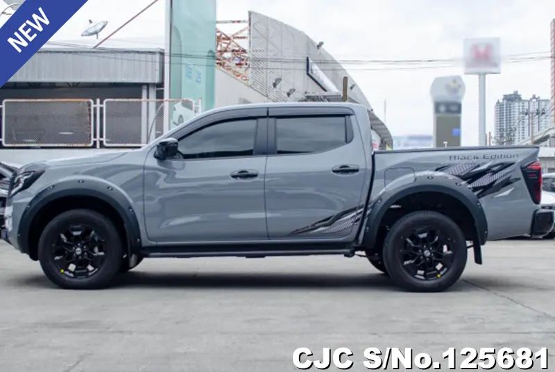 Nissan Navara in Stealth Grey for Sale Image 4