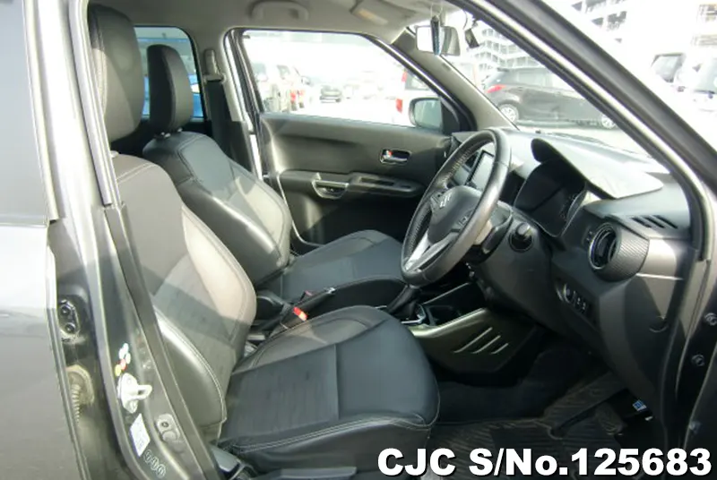 Suzuki Ignis in Gray for Sale Image 11