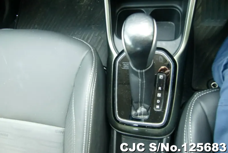 Suzuki Ignis in Gray for Sale Image 17