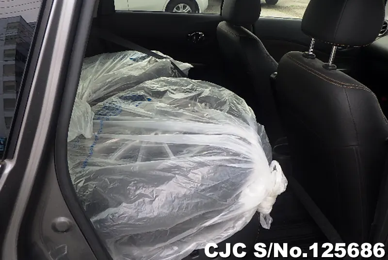 Nissan Note in Gray for Sale Image 11