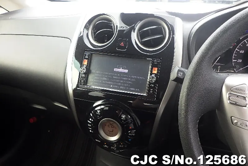 Nissan Note in Gray for Sale Image 13