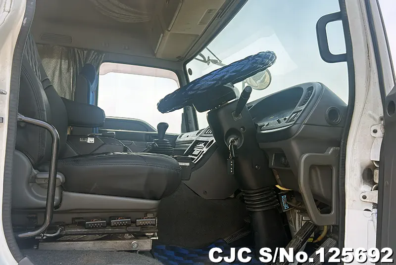 2012 Isuzu / Giga Stock No. 125692