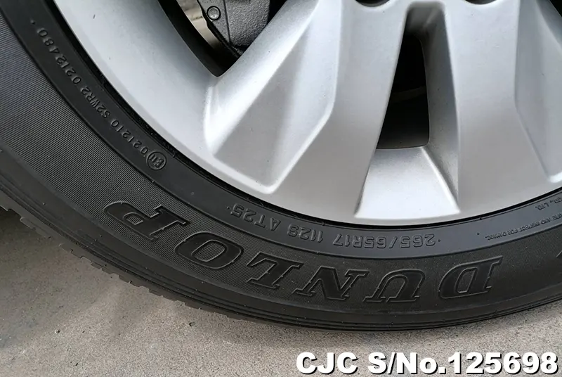 Toyota Hilux in Gray for Sale Image 24