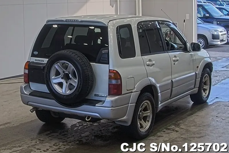 Suzuki Escudo in Silver for Sale Image 1
