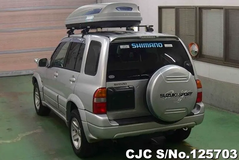 Suzuki Escudo Grand Vitara in Silver for Sale Image 1