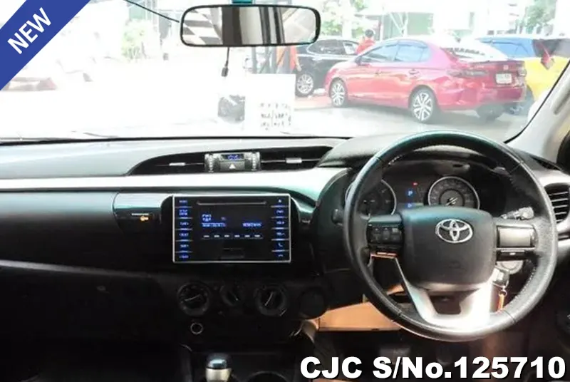 Toyota Hilux in Silver for Sale Image 4