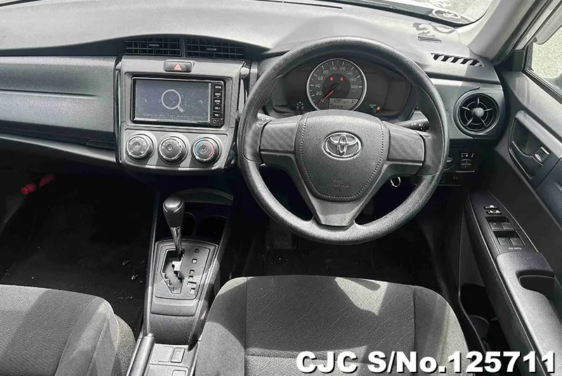 Toyota Corolla Axio in White for Sale Image 9