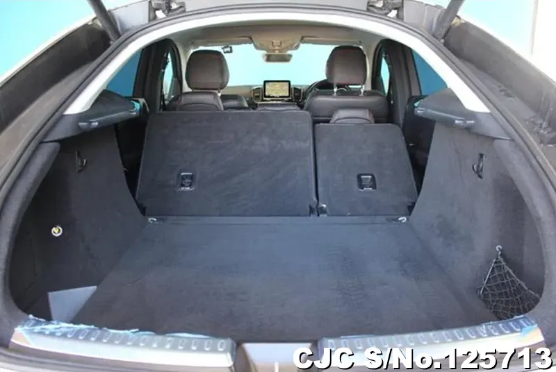 Mercedes Benz GLE Class in White for Sale Image 6
