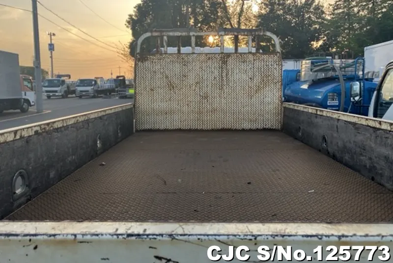 2003 Hino / Dutro Stock No. 125773