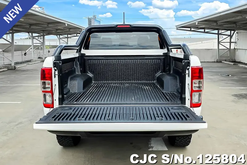 Ford Ranger in White for Sale Image 8