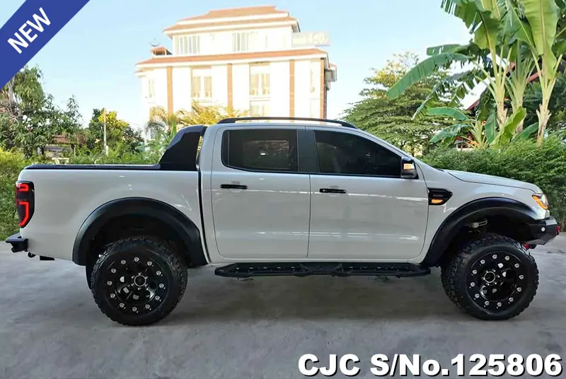 Ford Ranger in White for Sale Image 3