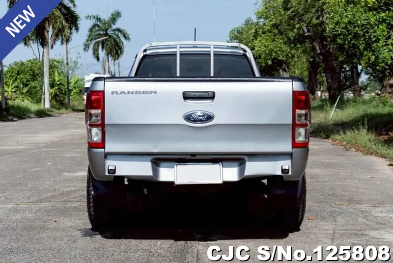 Ford Ranger in Silver for Sale Image 5