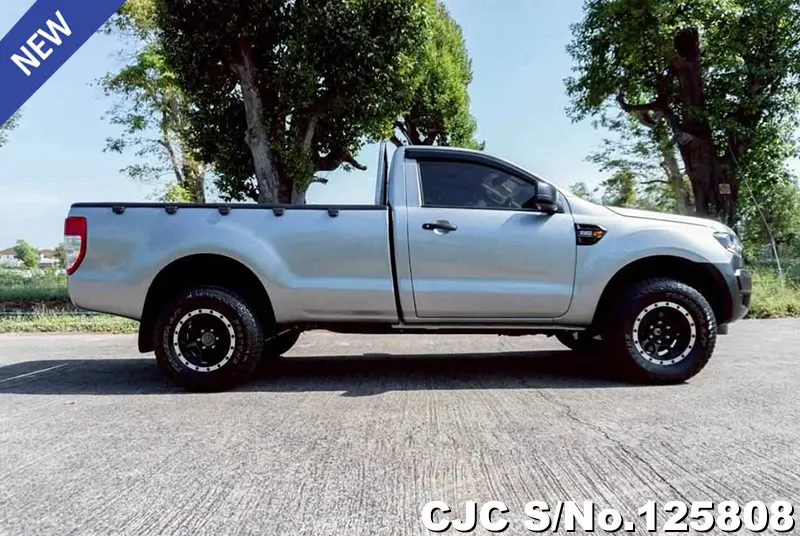 Ford Ranger in Silver for Sale Image 6