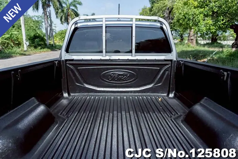 Ford Ranger in Silver for Sale Image 8