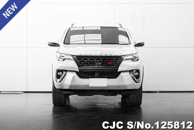 2019 Toyota / Fortuner Stock No. 125812