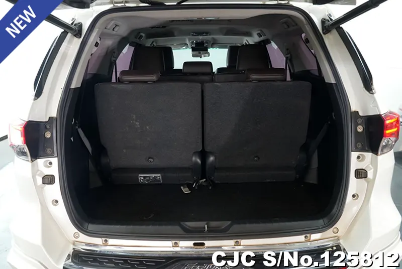 2019 Toyota / Fortuner Stock No. 125812