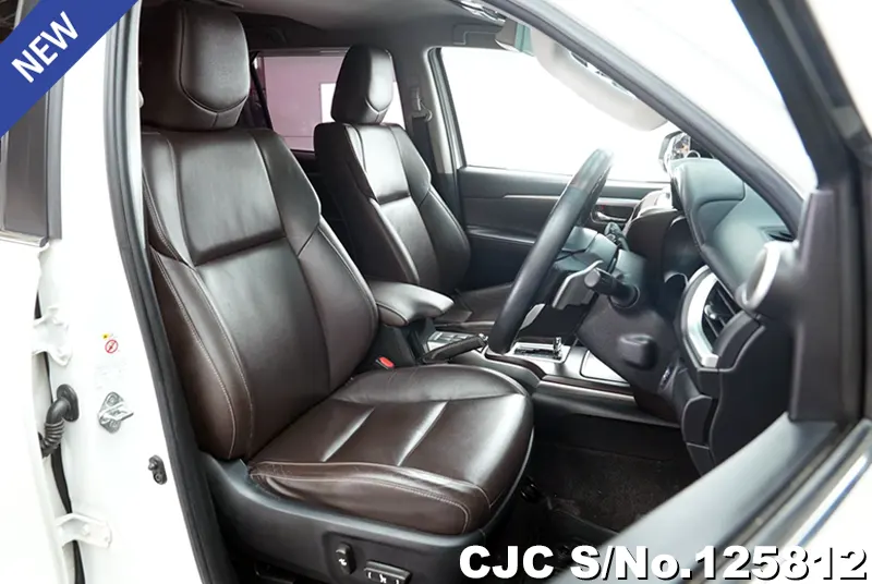 2019 Toyota / Fortuner Stock No. 125812