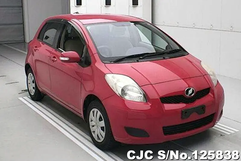 Toyota / Vitz 2010