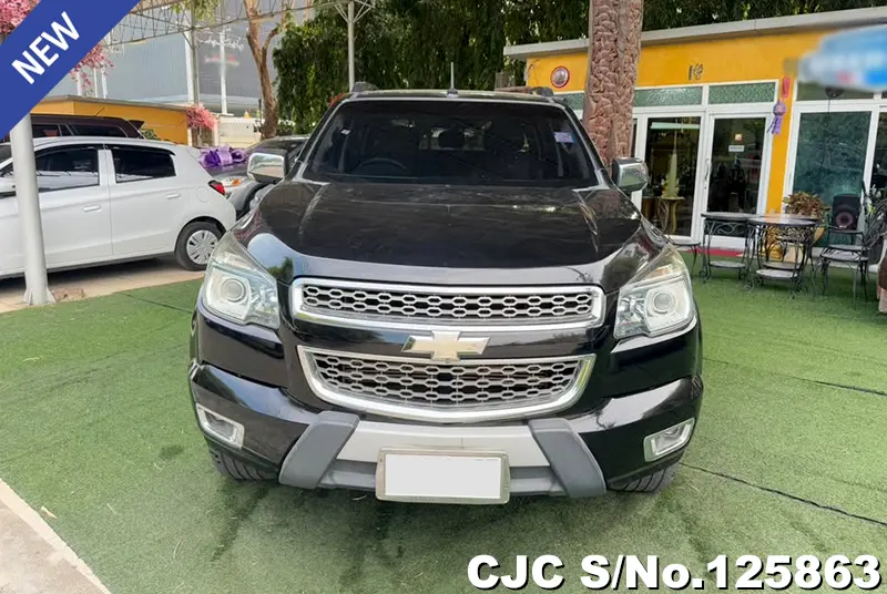Chevrolet Colorado in Black for Sale Image 4