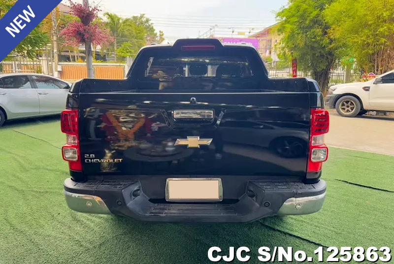 Chevrolet Colorado in Black for Sale Image 5