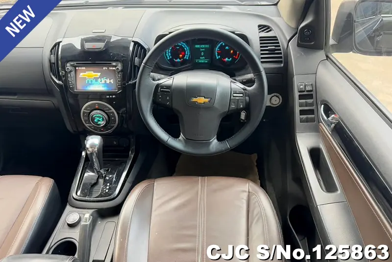 Chevrolet Colorado in Black for Sale Image 11