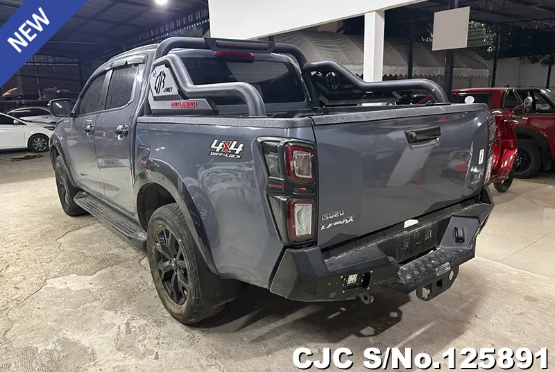 Isuzu D-Max in Gray for Sale Image 1