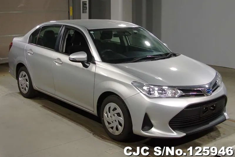 Toyota / Corolla Axio 2021