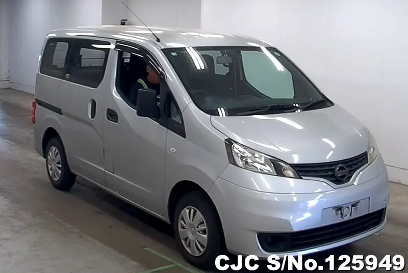 Nissan / NV200 2019