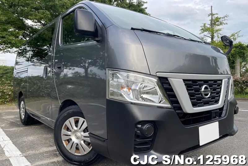 Nissan / Caravan 2018