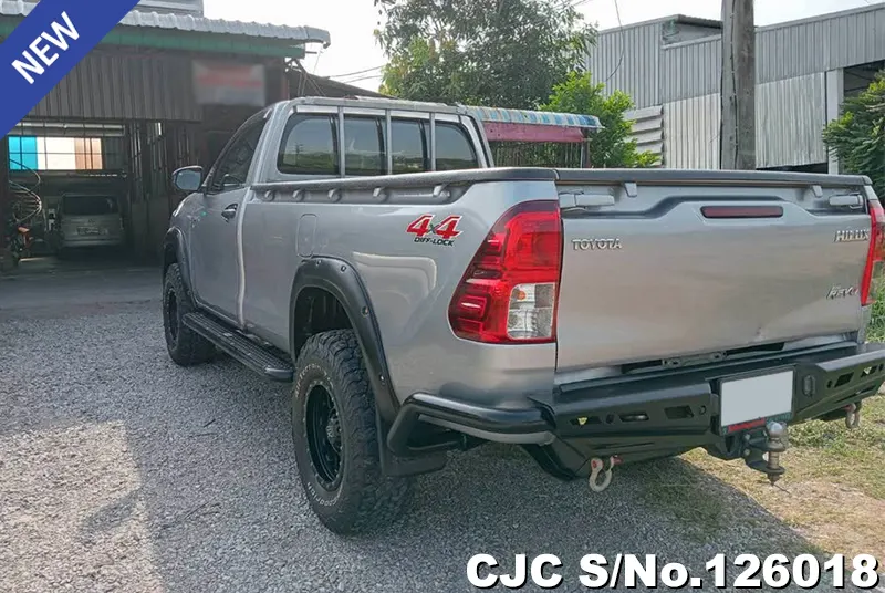 Toyota Hilux in Gray for Sale Image 1