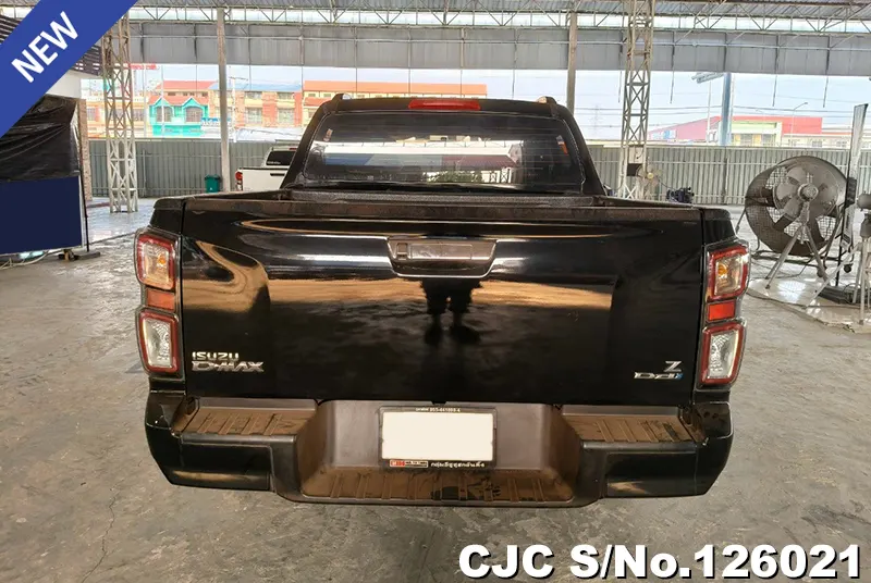 Isuzu D-Max in Black for Sale Image 5