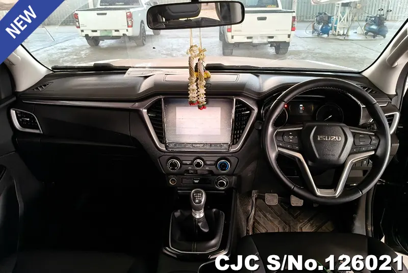 Isuzu D-Max in Black for Sale Image 6